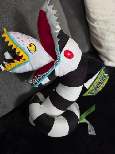 Beetlejuice sandworm plush toy - beetlejuice,