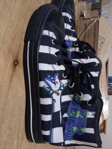 Beetlejuice sneakers unisex - beetlejuice,