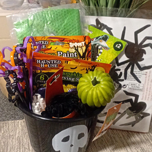 Beetlejuice halloween party - beetlejuice,