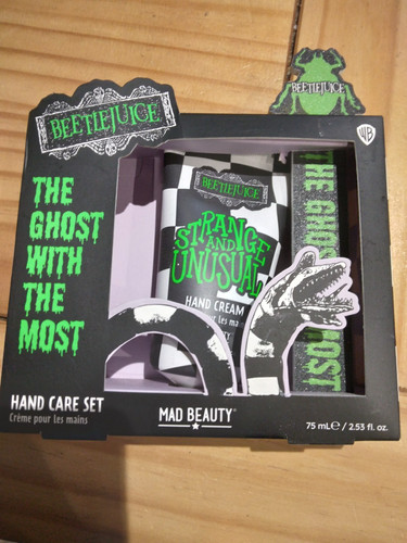 Beetlejuice handcare set - beetlejuice,